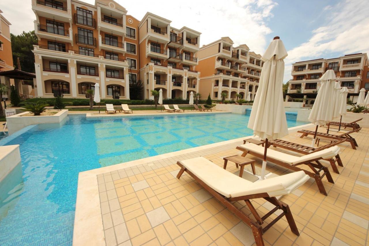 Green Life Beach Resort Apartment Sozopol Eksteriør billede