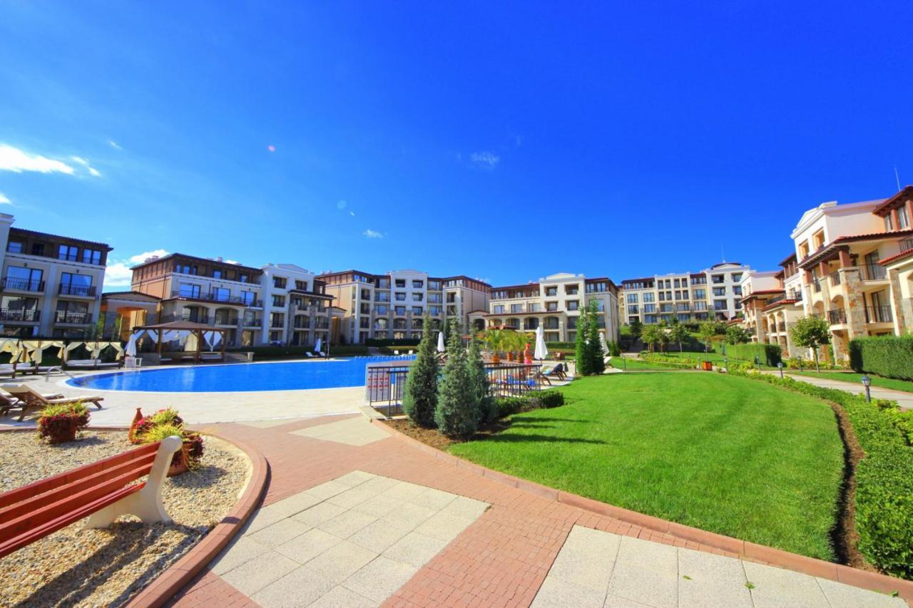 Green Life Beach Resort Apartment Sozopol Eksteriør billede